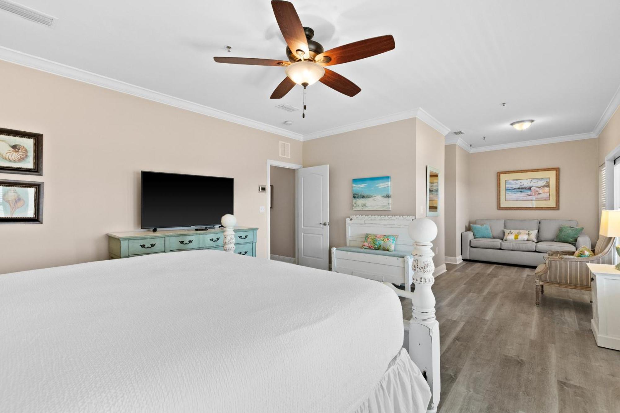 Seascape Lakefront Villas Destin Room photo